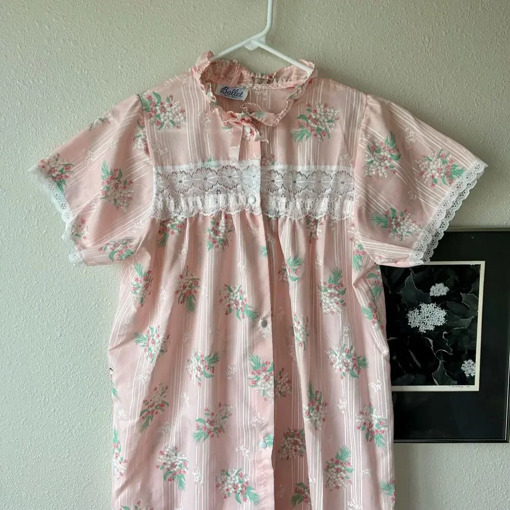 Vintage Ballet New York Pink Floral Nightgown Lace Yoke Short Sleeve Cottagecore - Picture 4 of 10